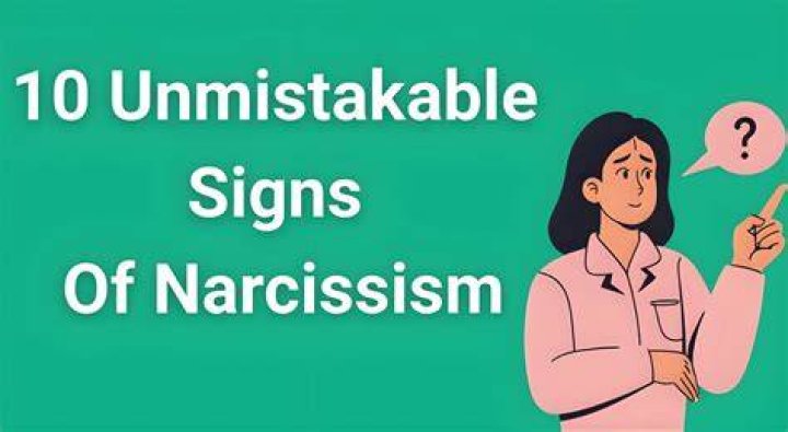 10 Unmistakable Signs Someone Is Hopelessly Infatuated With You