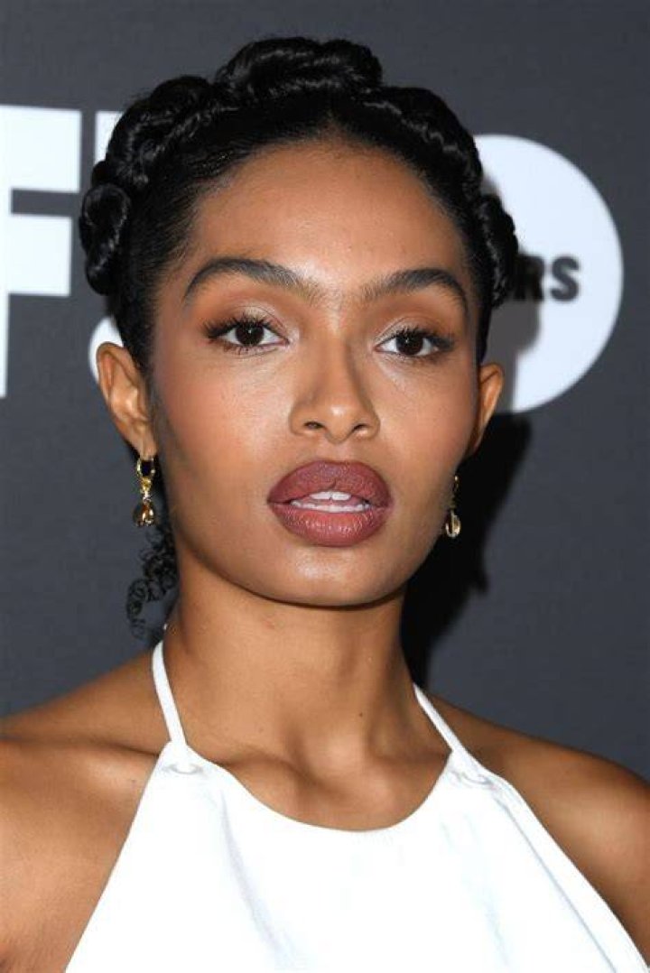 Actress Yara Shahidi Makes History As First Black Tinkerbell In Disney