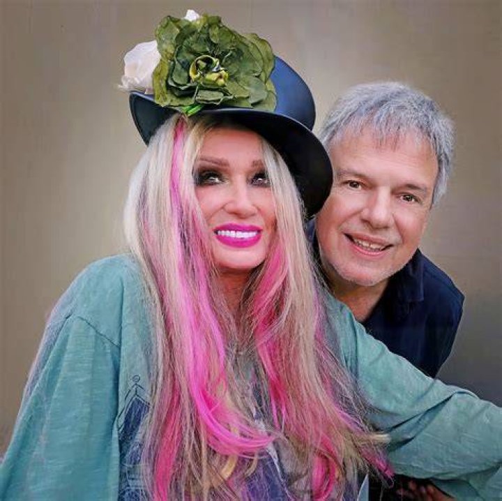 Alan Mercer's PROFILE March 2012 jones, Country music artists