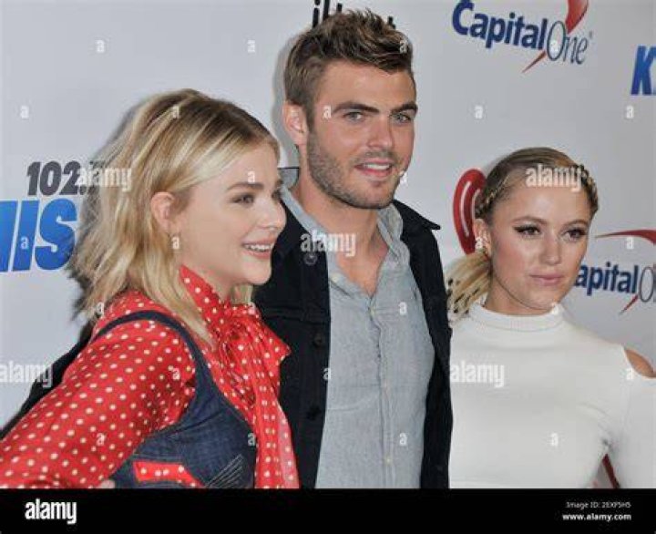 alex roe Picture 2 KIIS FM's iHeartRadio Jingle Ball 2015 Arrivals