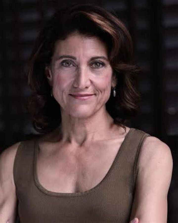 Amy Aquino IMDb