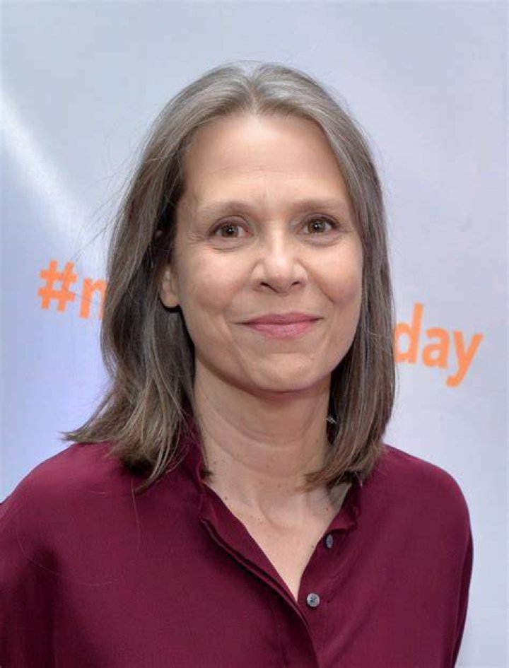 Amy Morton Height, Weight, Age, Spouse, Family, Facts, Biography