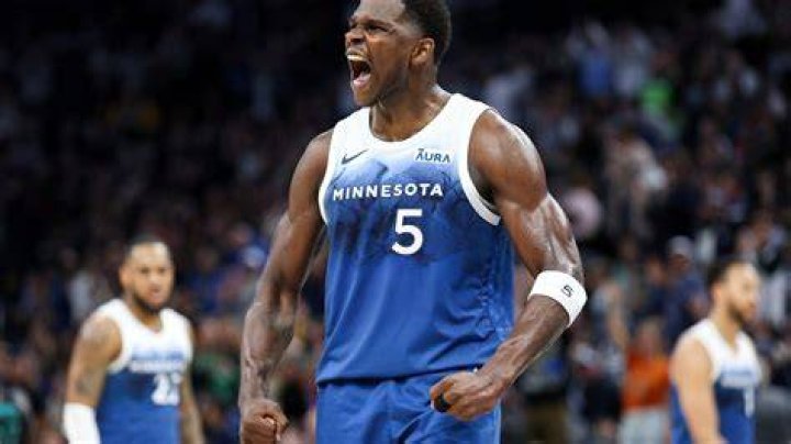Anthony Edwards on Pace for Historically Inefficient Rookie Season