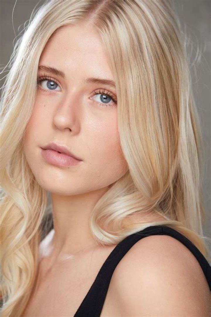 Avery Lynch Wants You to Throw a &ldquo;Sleepover&rdquo; with Your Besties The