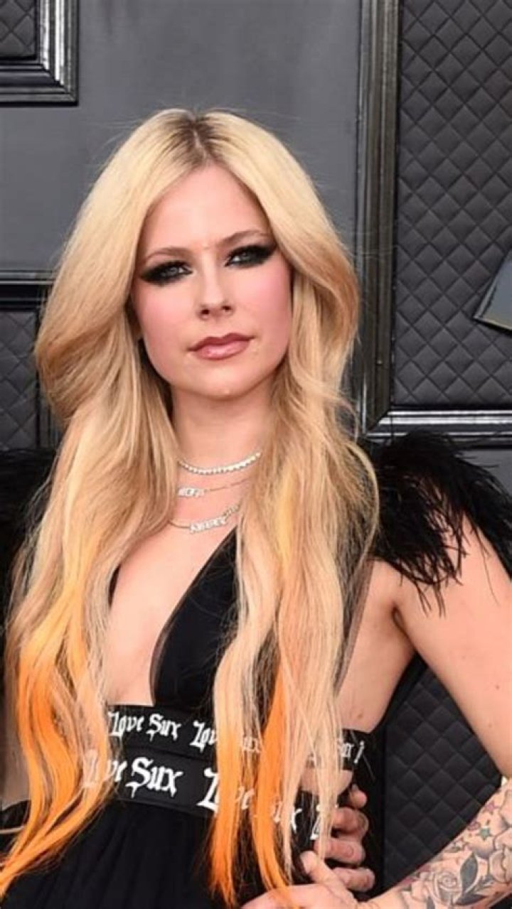Avril Lavigne Age Height Net Worth Married Boyfriend vrogue.co