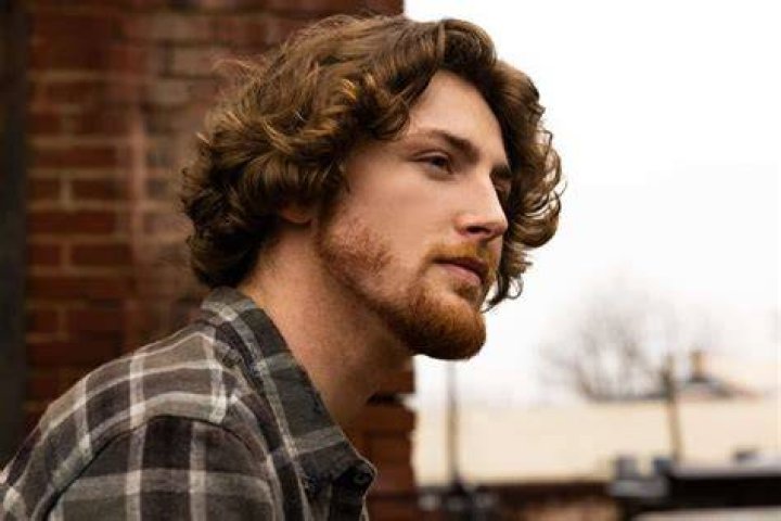 Bailey Zimmerman Battles A Fading Love Story In New Song, 'Fix'n To