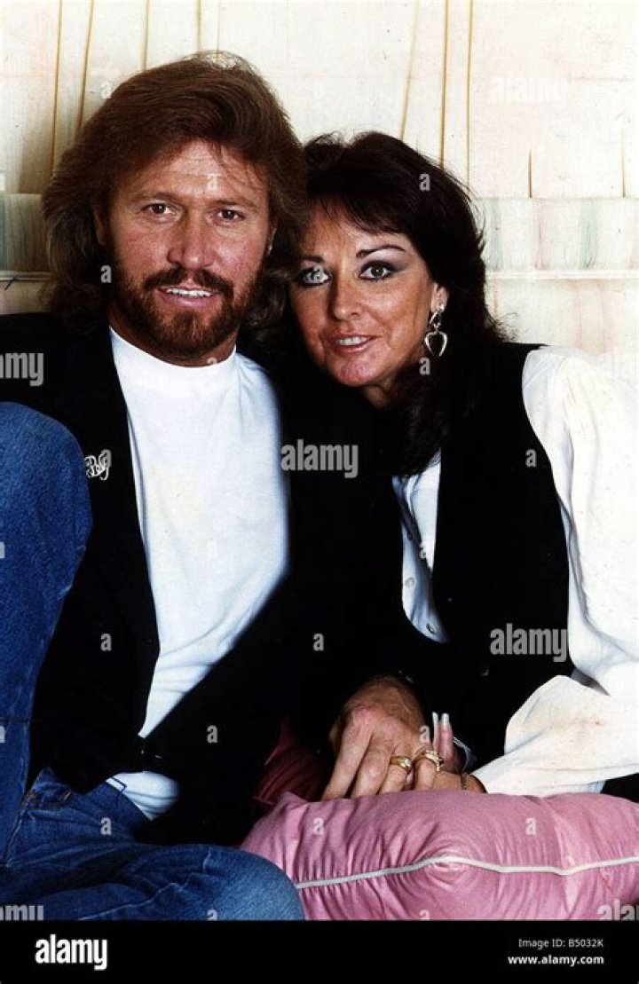 Barry Gibb former Bee Gees with wife Linda Stock Photo Alamy