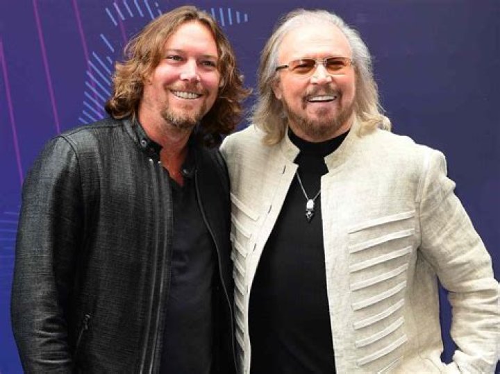 Barry Gibb's height 5&rsquo;11&rsquo;&rsquo; (180 cm)