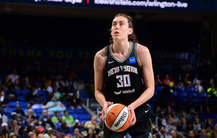Breanna Stewart joining Liberty draws hyped Kevin Durant reaction