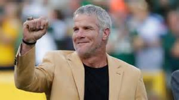 Brett Favre, Citing CTE, Says Kids Shouldn't Play Tackle Football Until