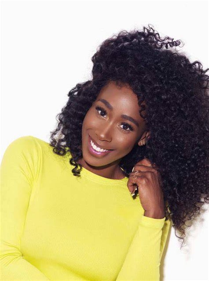 Bria Myles' Biggest Secret To Achieving Healthy Curls Galore