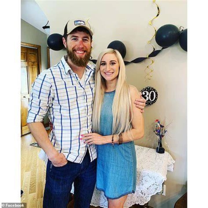 Brianna Coppage 28 OF leaked video on onlyfans, Teacher suspended for leaks