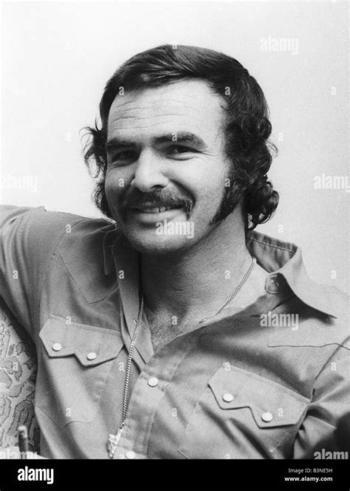 Burt Reynolds 'Gunsmoke' Burt reynolds, Gunsmoke, Old western movies