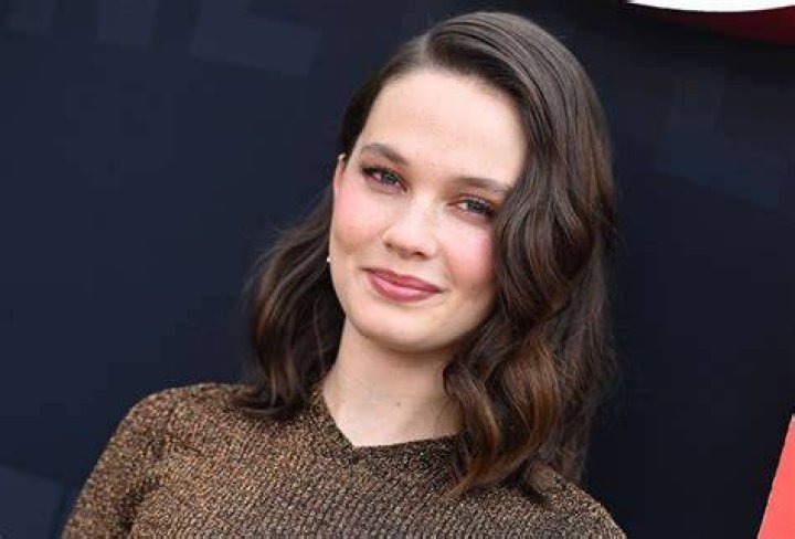 Cailee Spaeny Transforms Into Priscilla Presley In New Biopic What To