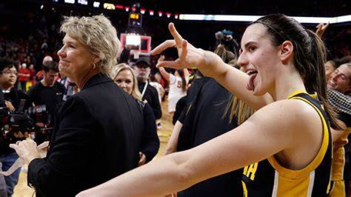 Caitlin Clark Returning To Hometown Could Impact WNBA Decision