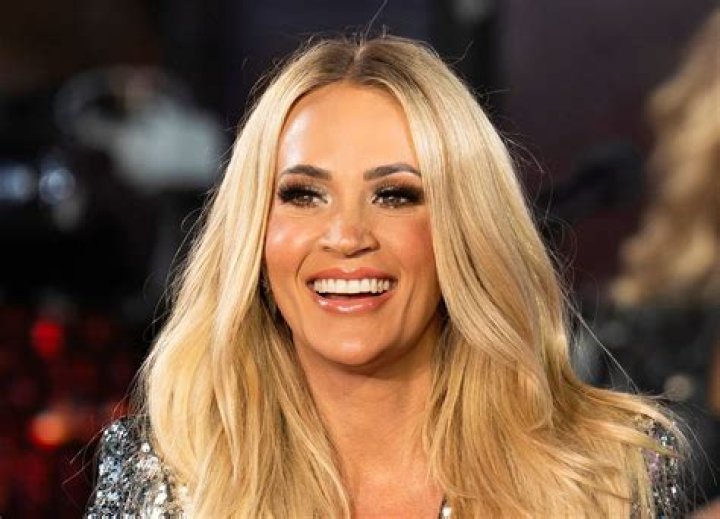 Carrie Underwood released her new album ‘Denim & Rhinestones’ last