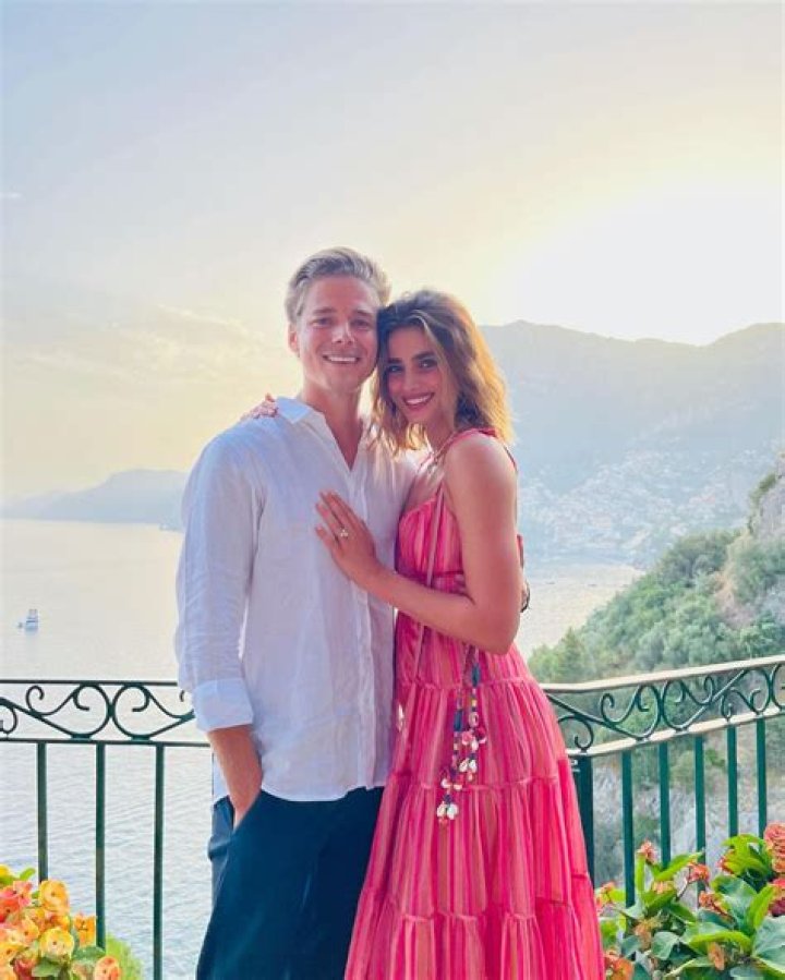 Celebrity Engagements of 2021 Stars Who Got Engaged This Year