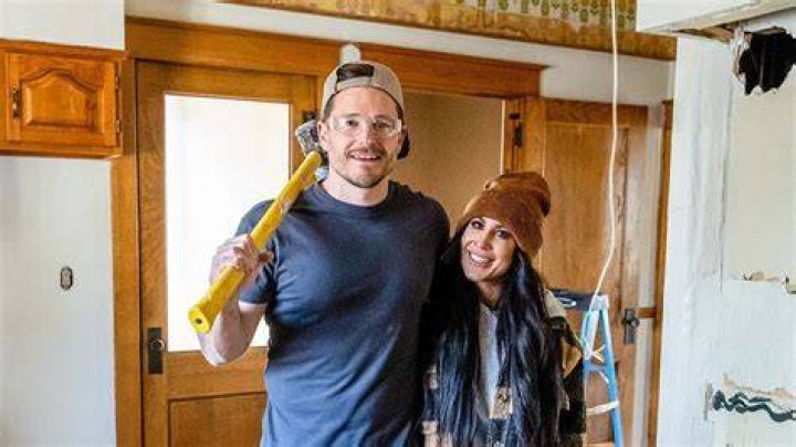 Chelsea DeBoer’s Husband Roasted for Caption on TikTok