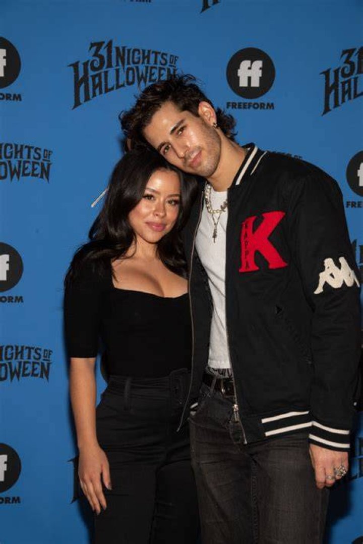 CIERRA RAMIREZ, JONATHAN GONZALEZ BeautifulBallad