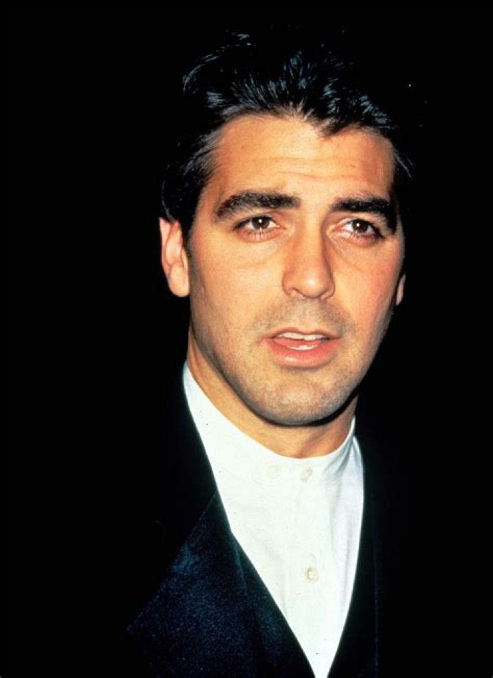 Clooney's Twins excited when mom Amal announces 'BABY' No.3