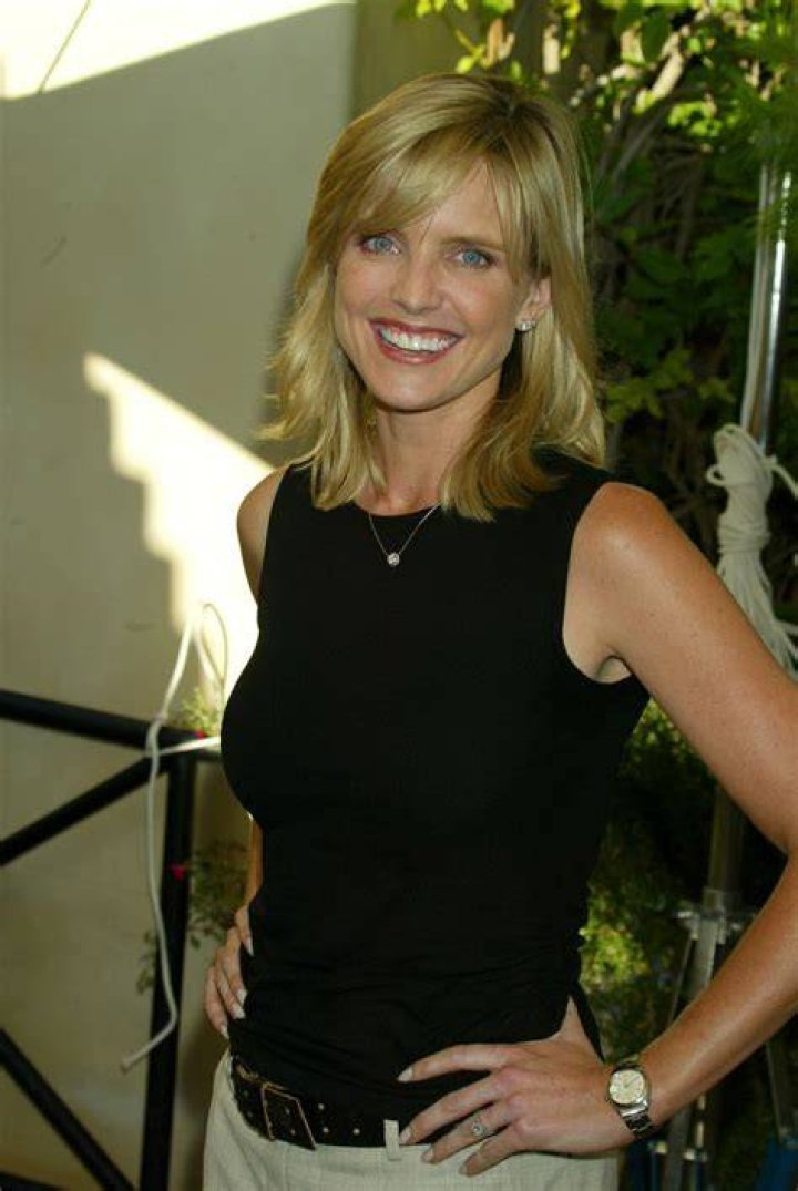 Courtney Thorne Smith age, body measurements, bio, family ExposeUk Info