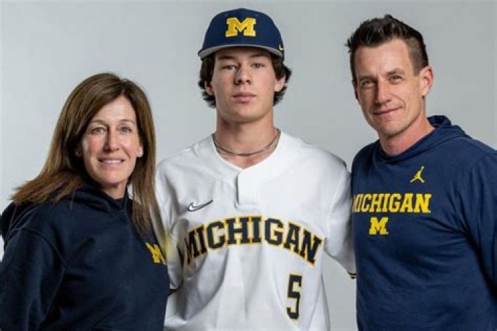 Craig Counsell Wife, Who Is Michelle Counsell? Children, Family, Net Worth