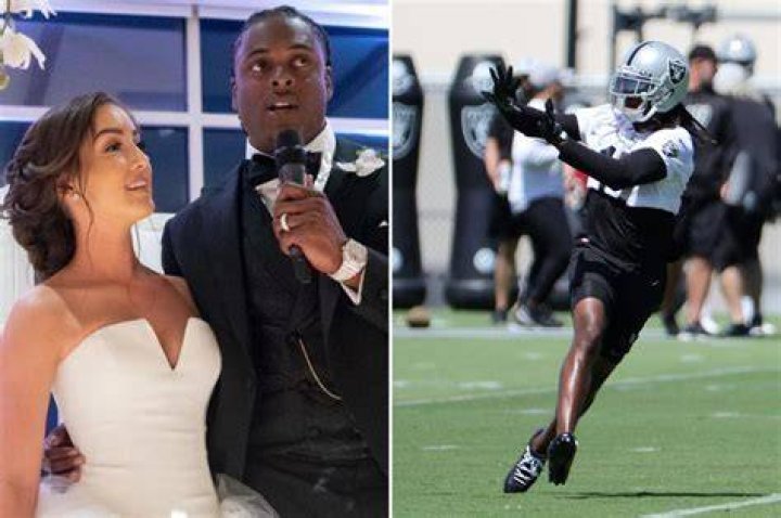 Davante Adams posts sweet tribute to wife on wedding anniversary