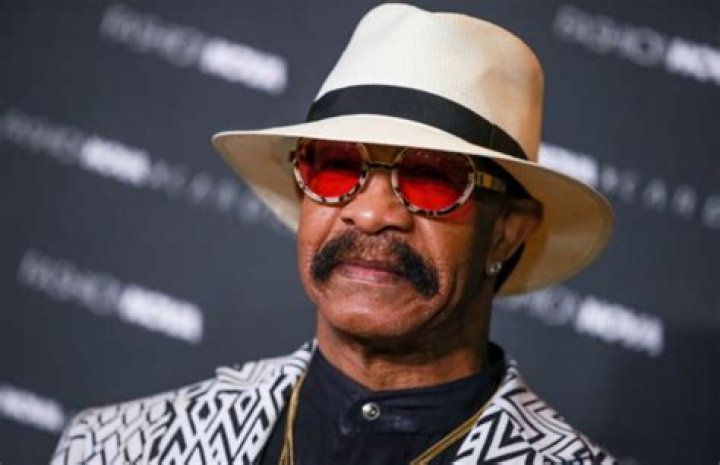 Dennis Graham Bio, Age, Wife, Brother, Drake, Music, 43160 and Net