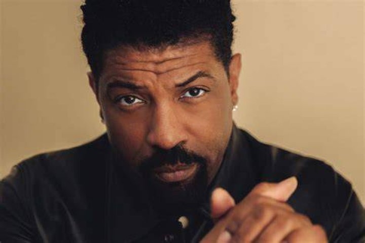 Deon Cole's Private Family Life Revealed