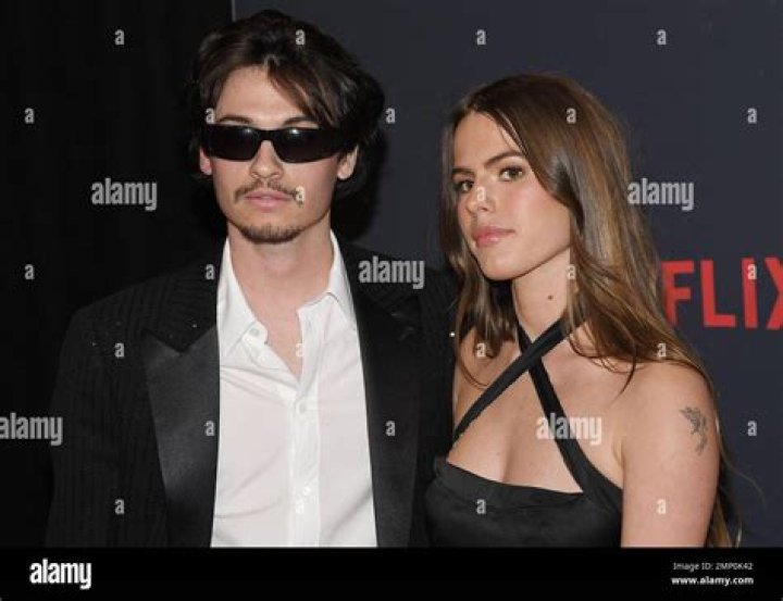 Descubrir 79+ imagen dylan jagger lee Abzlocal.mx