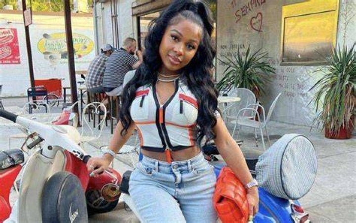 Does Jayda Wayda Wear a Wig? Lordhair Investigates!