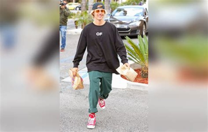 Dressing like a slob is now the height of fashion writes STREET