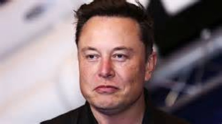 Elon Musk should apologize for mocking gender pronouns, says HRC