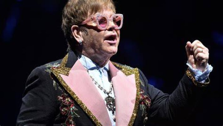 Elton John plays hits, talks musical journey at 3hour Orlando concert