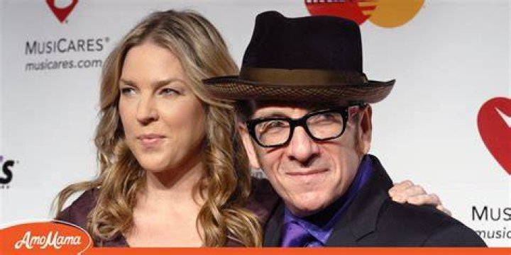 Elvis Costello Has Been Married 3 Times His Longtime Marriage with