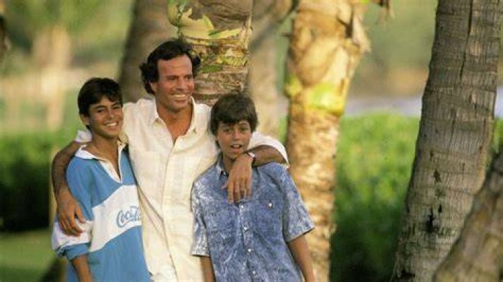 Enrique, Julio Jr., Chabeli, qui sont les 9 enfants de Julio Iglesias