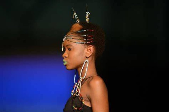 FASHION TSWANA November 2012