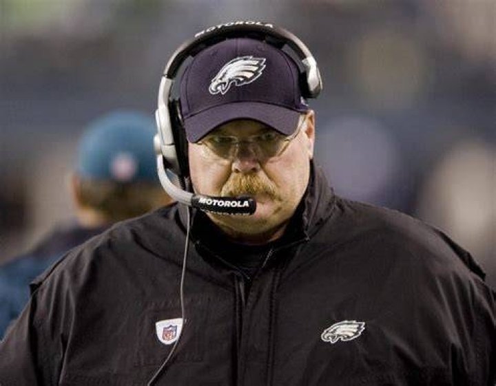 For former Eagles coach Andy Reid on Super Bowl eve, another fatherhood