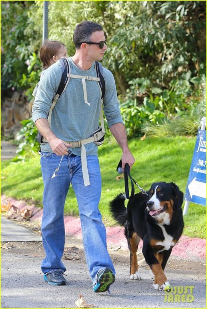 Freddie Prinze Jr. Walks the Dog with Son Rocky James! Photo 3012861