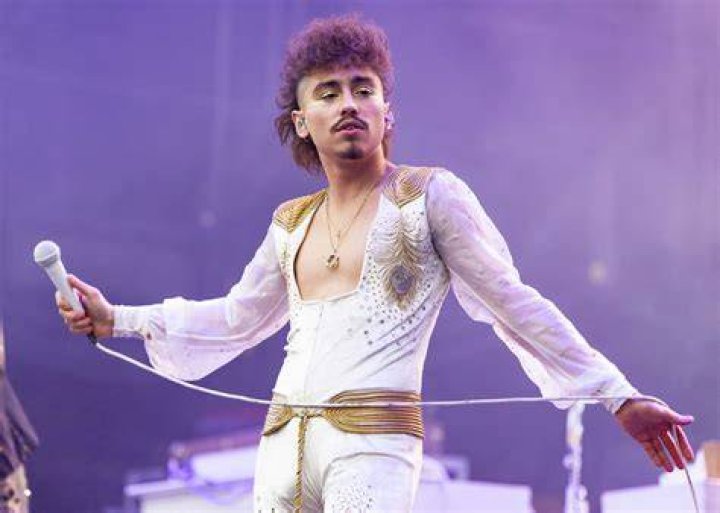 Greta Van Fleet Lead Singer Josh Kiszka Publicly Comes Out
