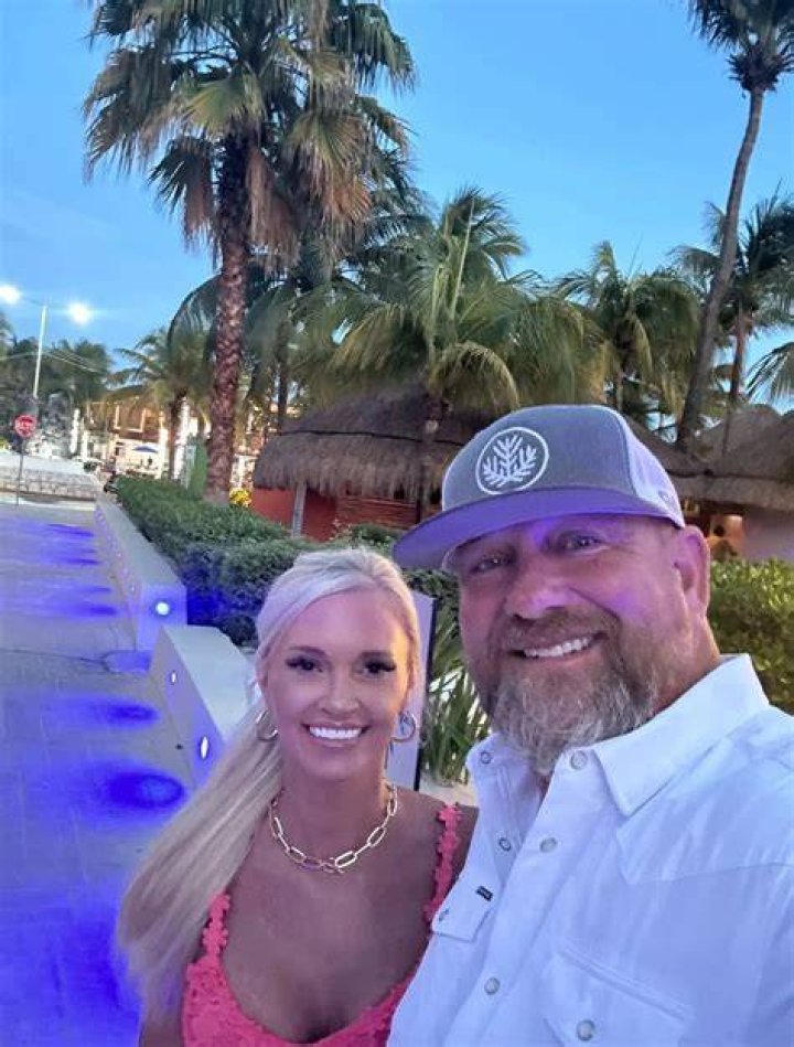 HGTV Star J.D. Scott&rsquo;s Wife Annalee Belle Meet Spouse Closer Weekly