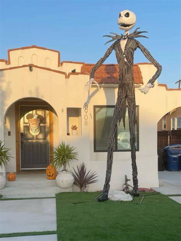 How tall is Jack Skellington? Facts & Details