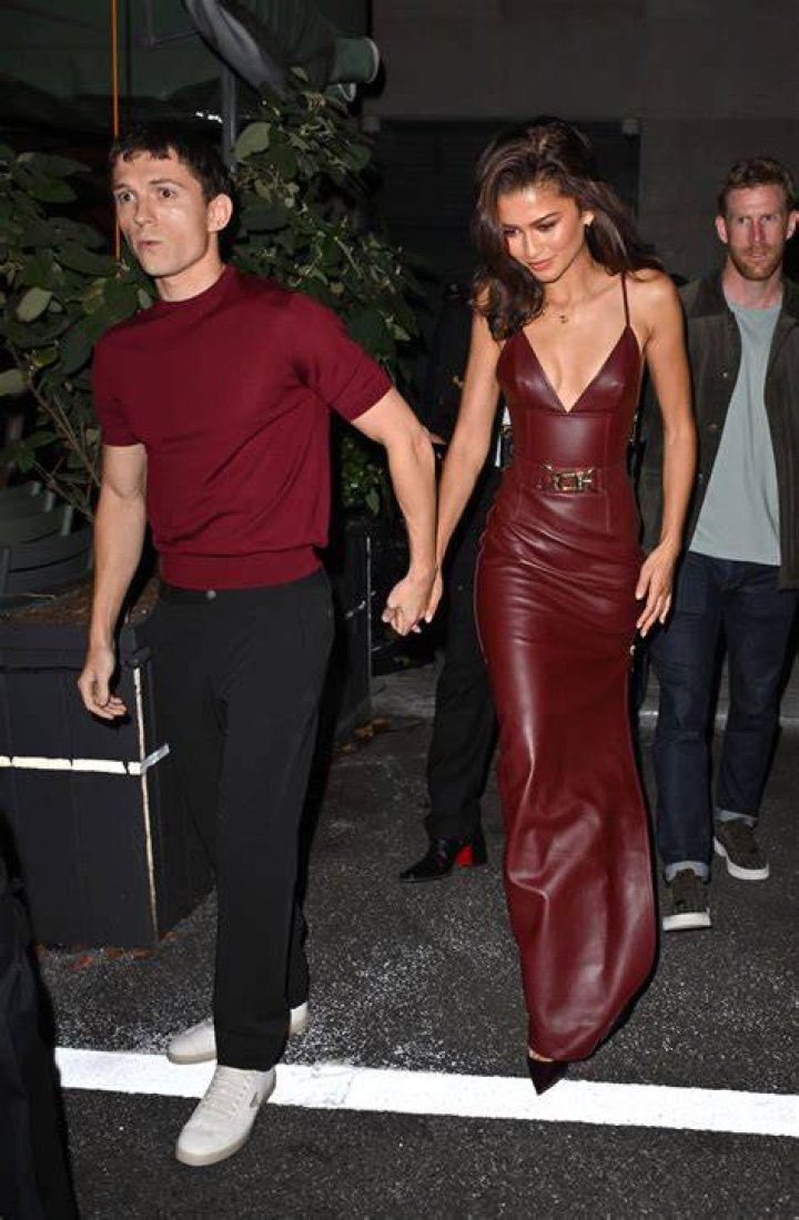 How Tom Holland and Zendaya Address Their Height Difference J14