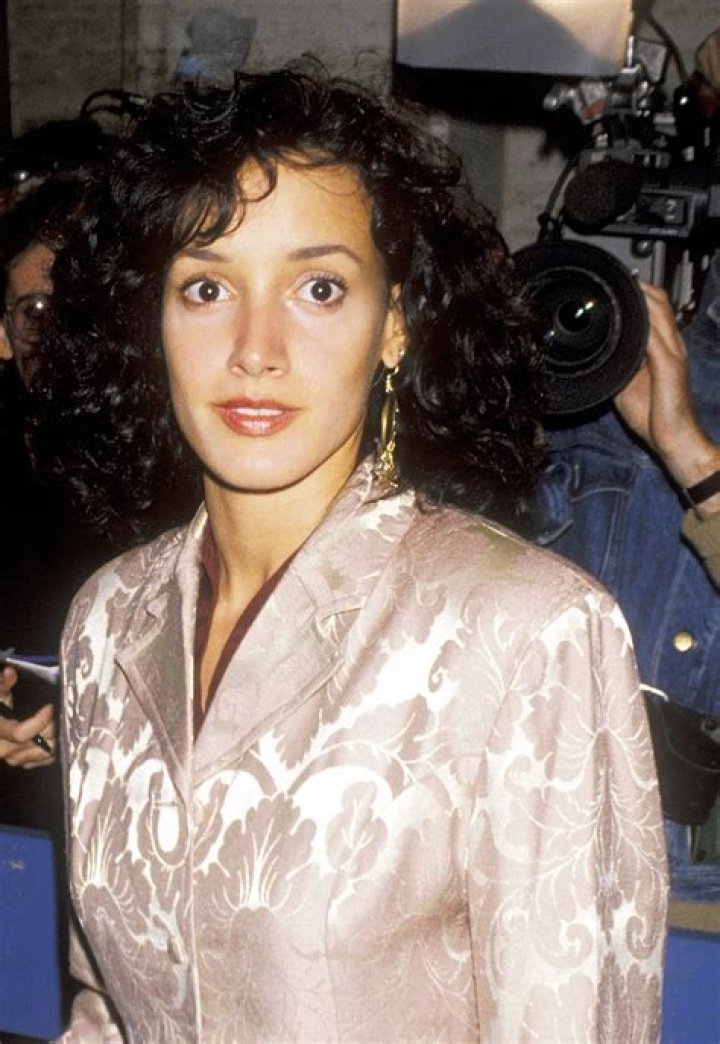 Is Jennifer Beals Gay? &mdash; Details on 'The L Word' Star's Love Life