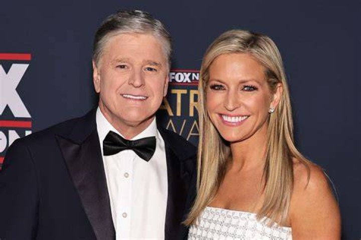 Is Sean Hannity Dating? Ainsley Earhardt Relationship Update