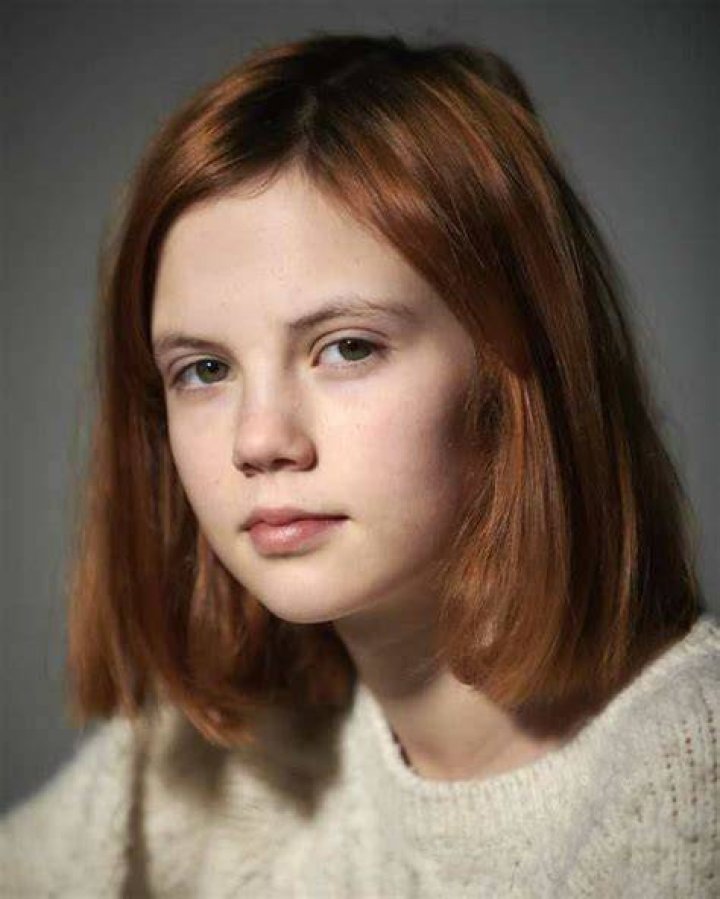 Isla Johnston Wiki/Bio, Age, Net Worth, Career, Height, Photos