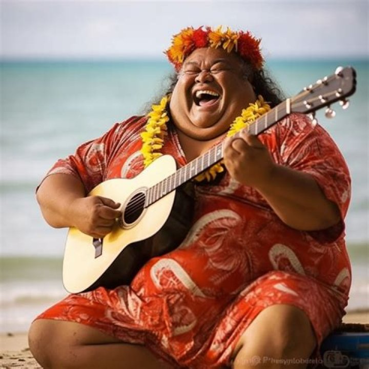 Israel Kamakawiwo'ole, The 'Over The Rainbow' Singer Who Died At 38