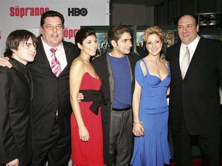 James Gandolfini Gave Sopranos Costars 33,000 Each, Book Says