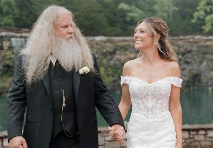 Jamey Johnson girlfriend Is Jamey Johnson in a relationship? ABTC