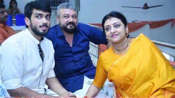 Jayaram Parvathy Family Photos